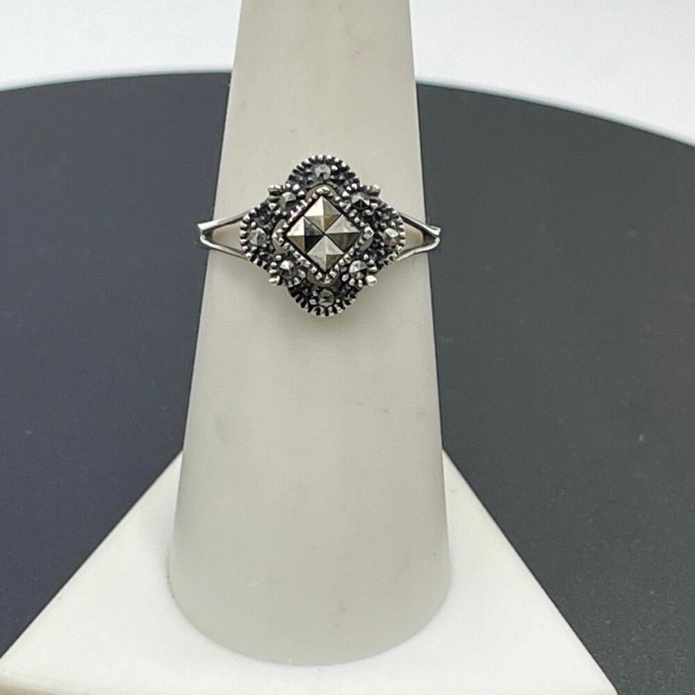 Designer Signed‎  Sterling Silver 925 Marcasite Ring Sz 7.25